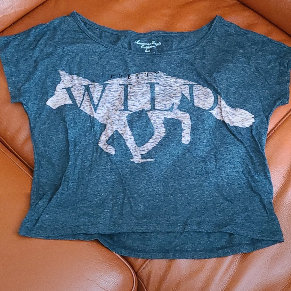 AE crop top shirt